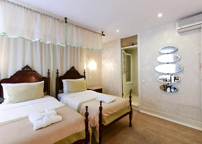 Casa De Sao Mamede 호텔 3*